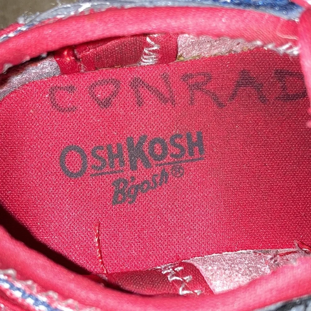 OSHKOSH B’Gosh Baby Sandals Size 6